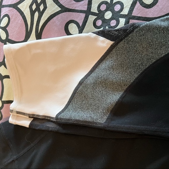 Athleta Capri Leggings! - Picture 10 of 11